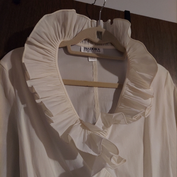 Isadora blouse with Ruffle flounces and Long belt. Medium - Picture 9 of 11